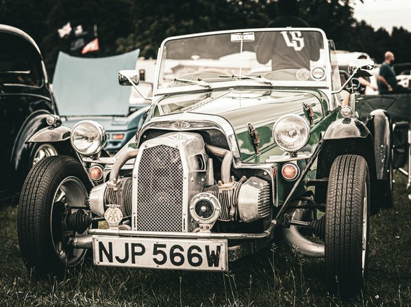 Wie tragen Fahrassistenzsysteme zur Unfallvermeidung bei?